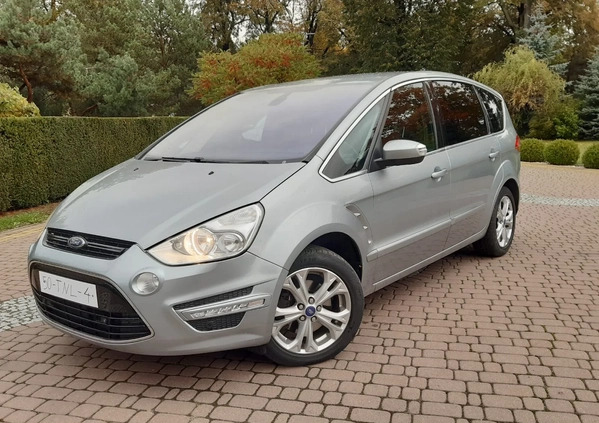 Ford S-Max cena 37777 przebieg: 230000, rok produkcji 2012 z Dobra małe 254